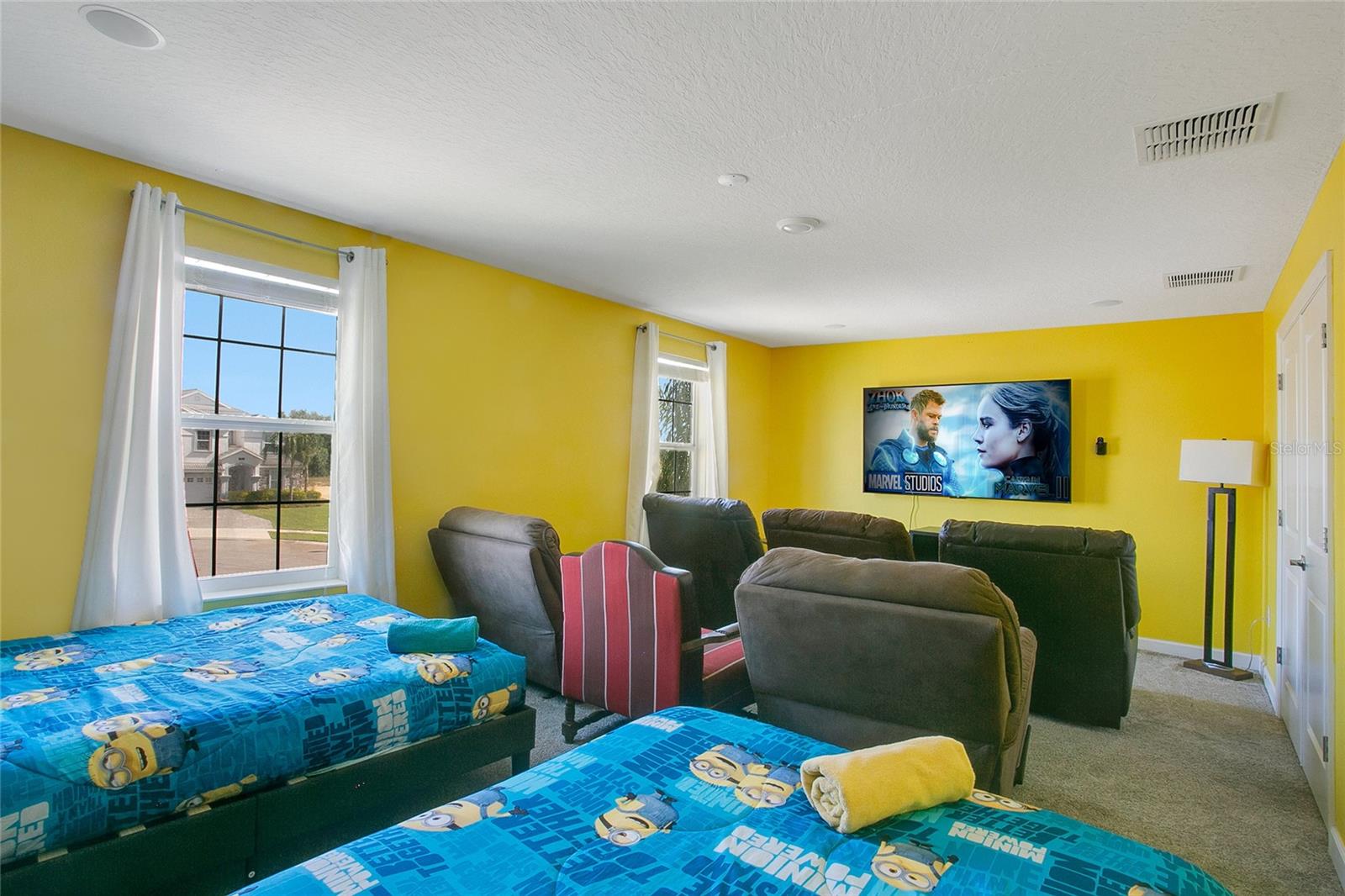 8800 INTERLOCKING CT