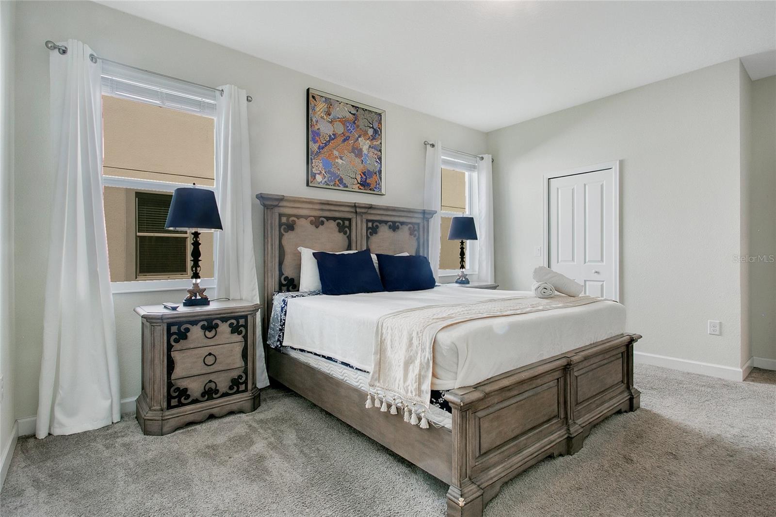 8800 INTERLOCKING CT