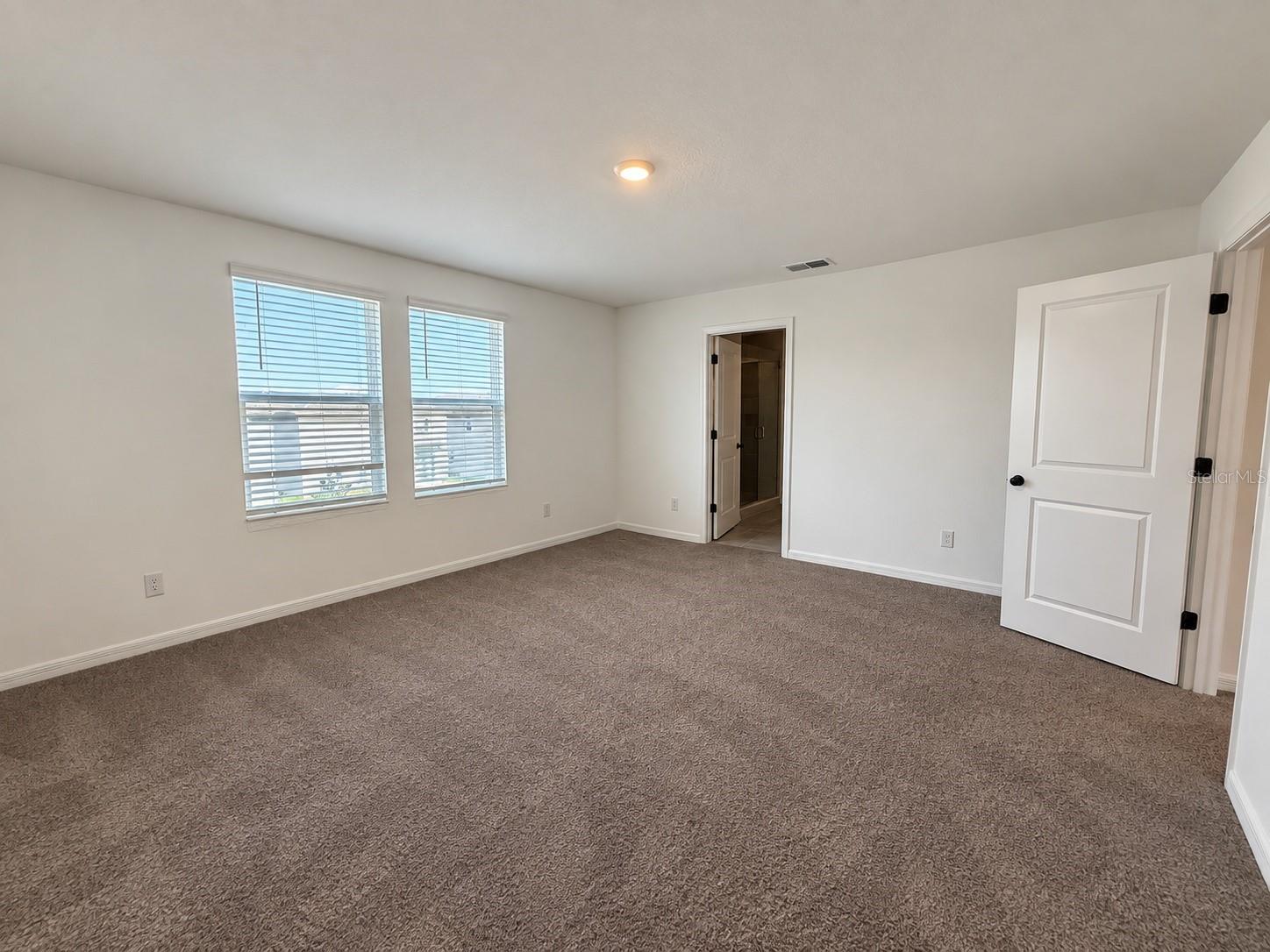 2077 DERWENT DR