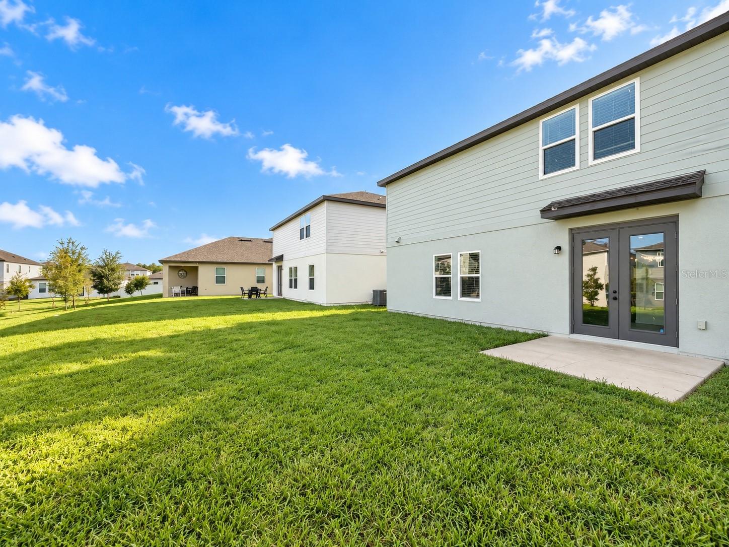 2077 DERWENT DR