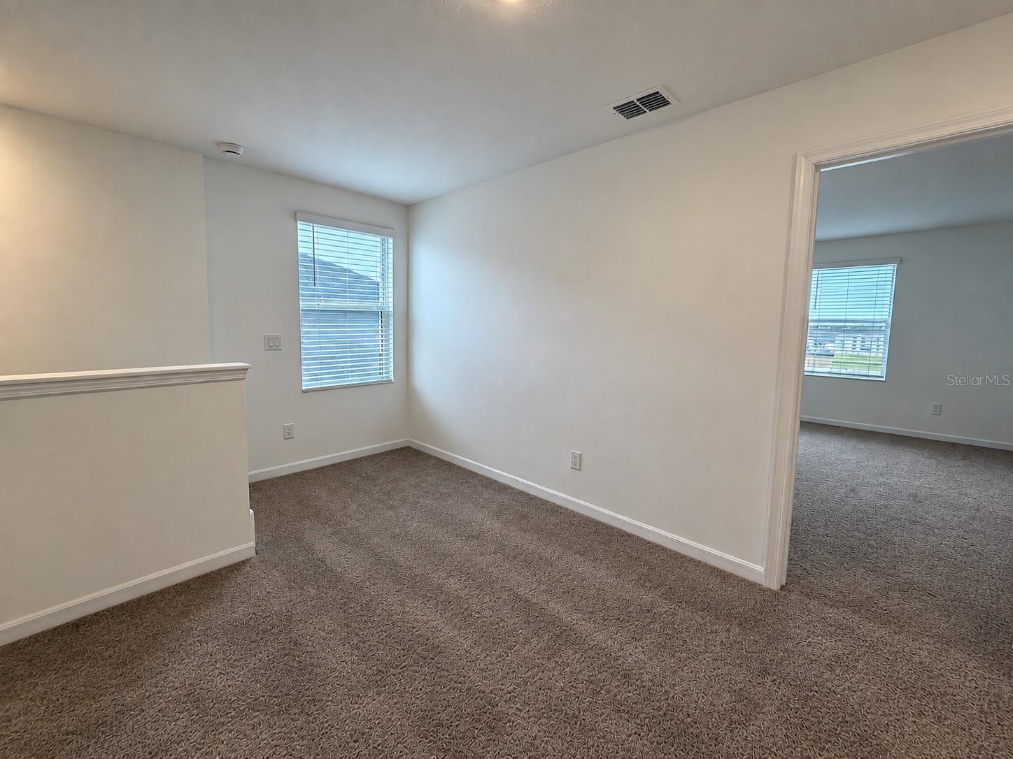2077 DERWENT DR