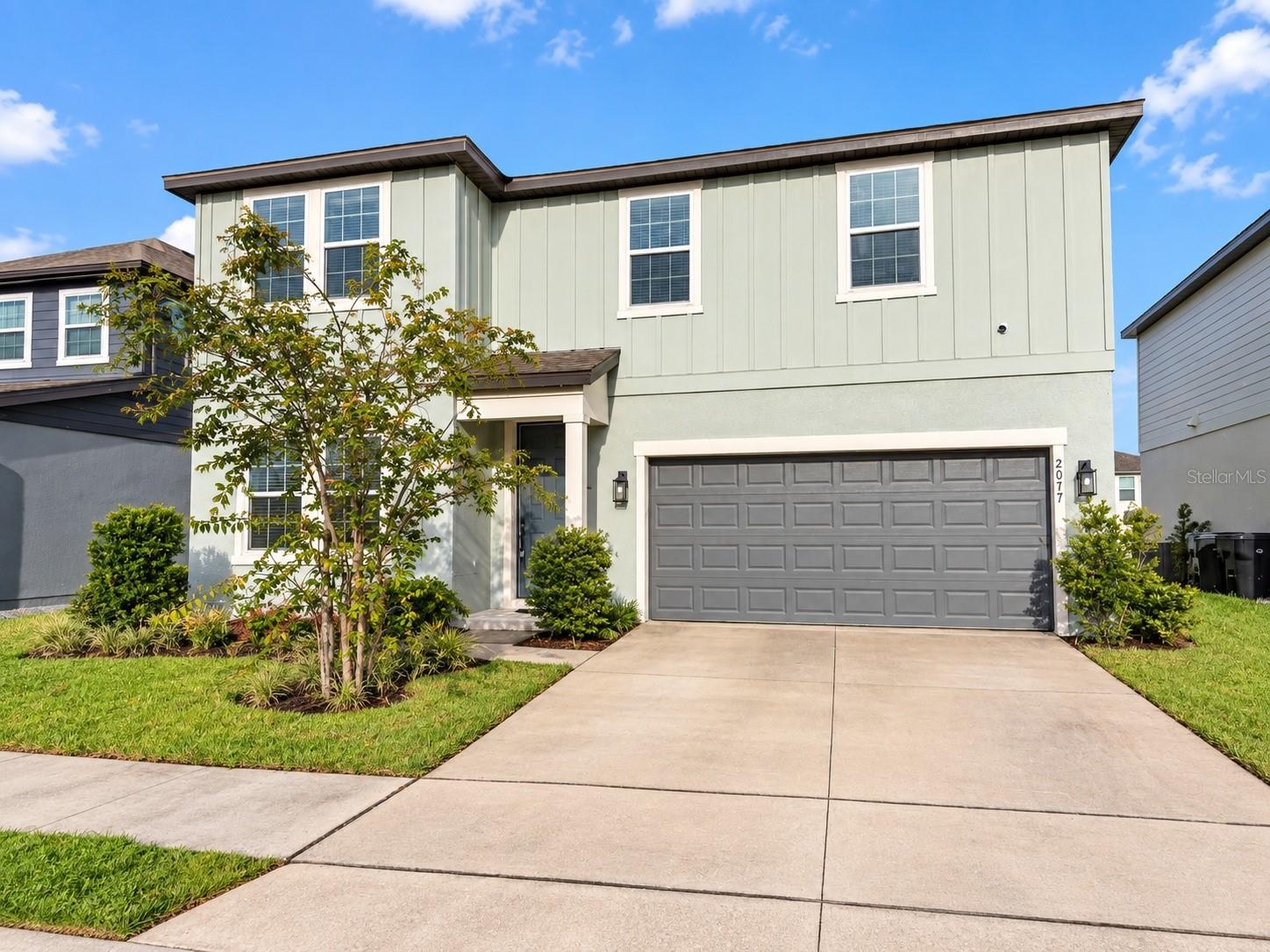 2077 DERWENT DR