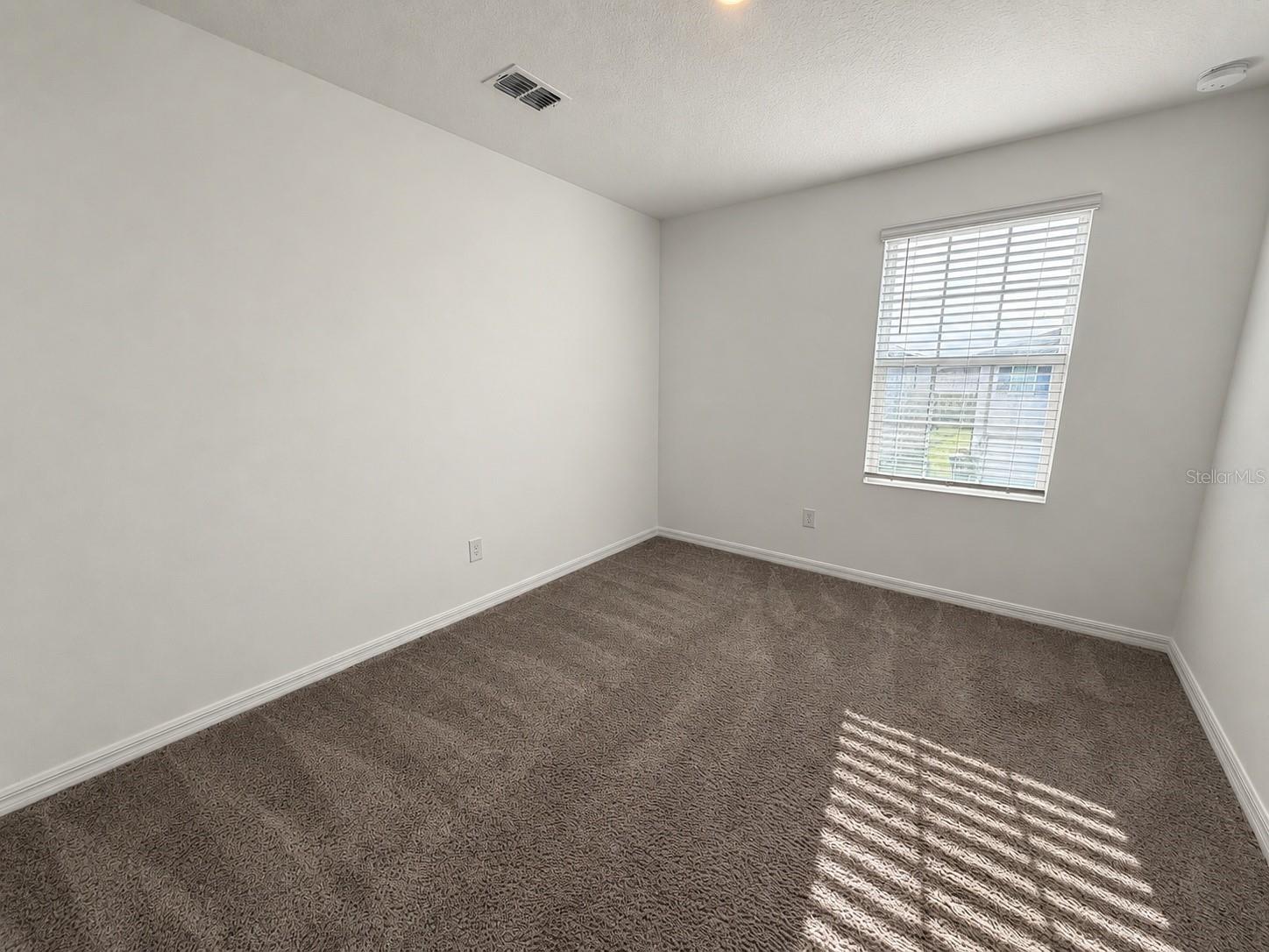 2077 DERWENT DR