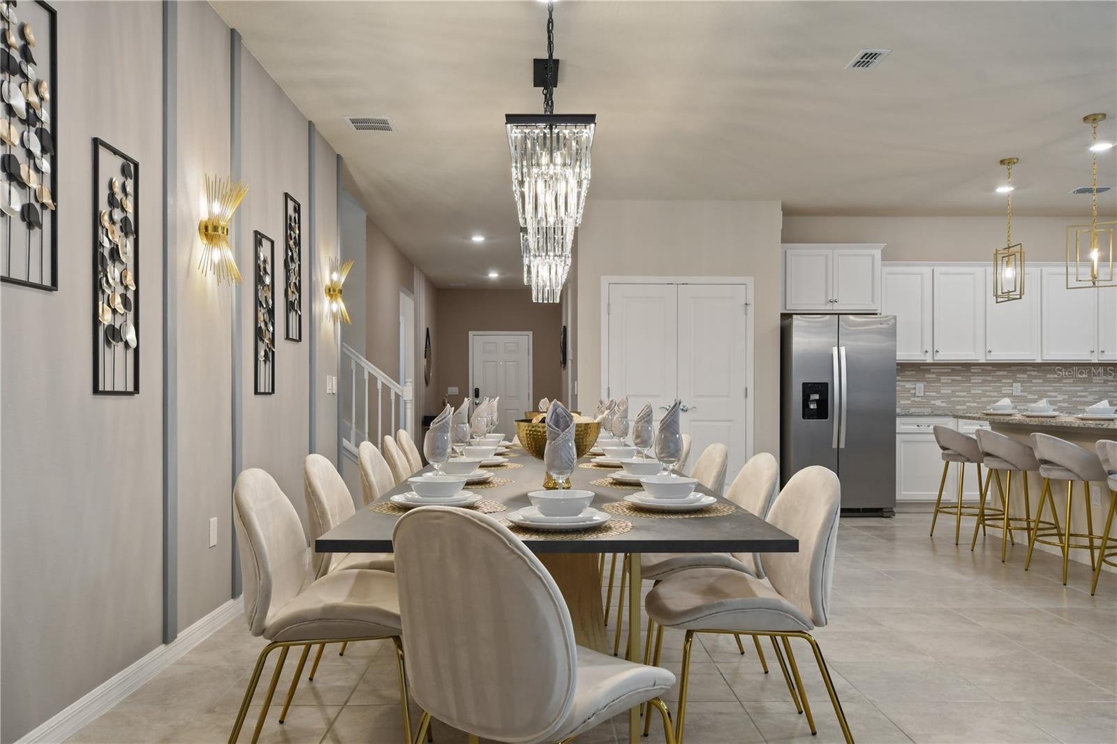3715 LANA AVE