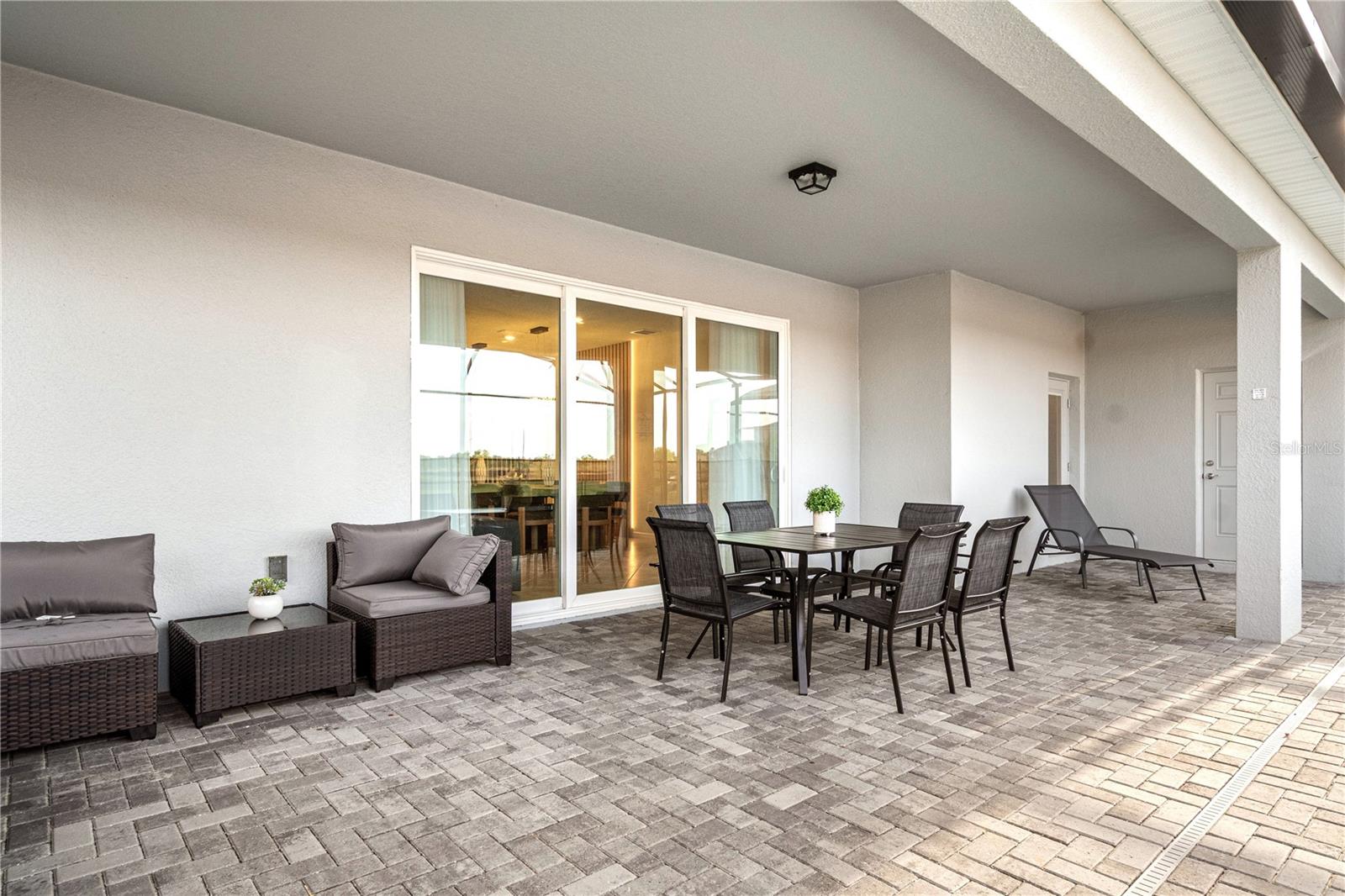 15972 SANDY CLIFFS DR