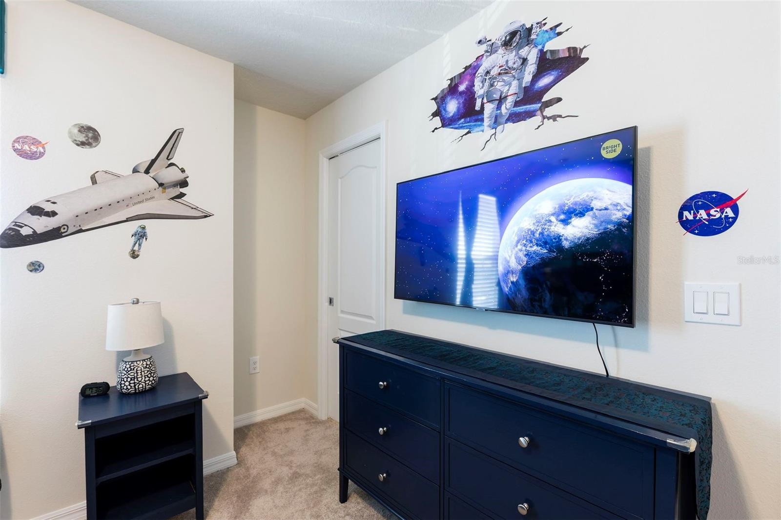 7195 OAKMOSS LOOP