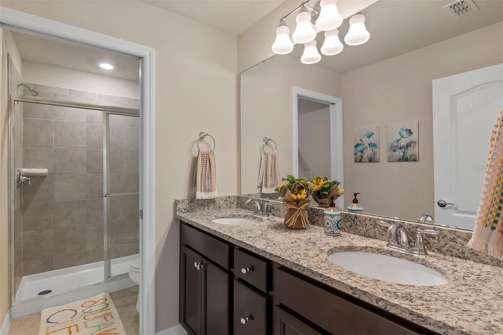 7195 OAKMOSS LOOP