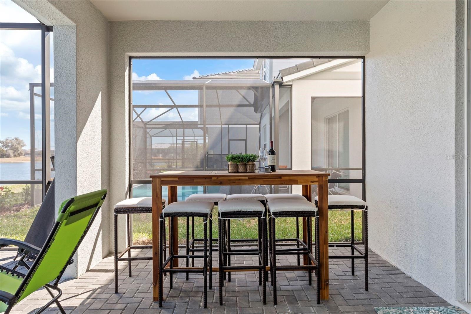 7195 OAKMOSS LOOP