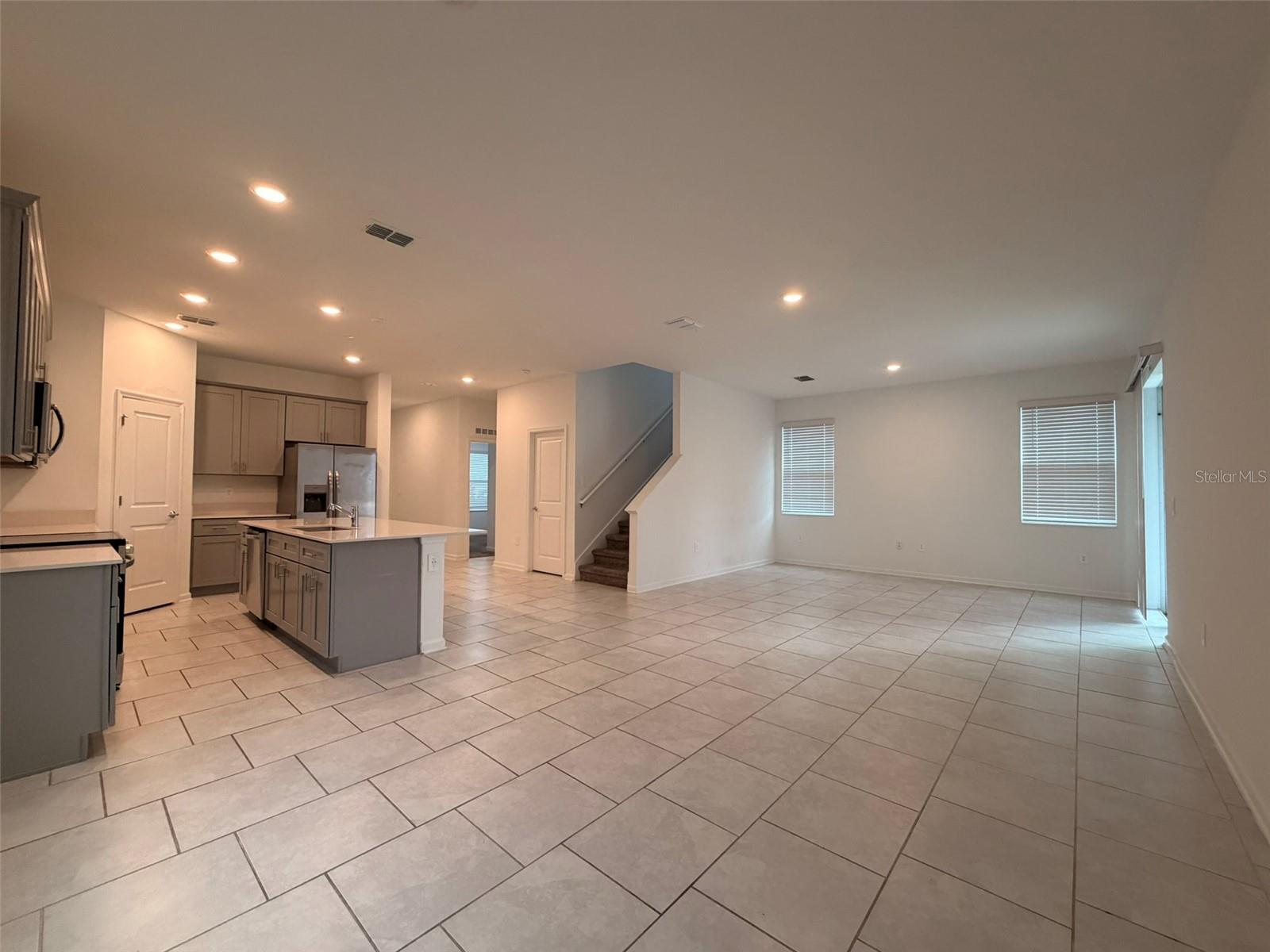 2165 SWEET HONEY LN