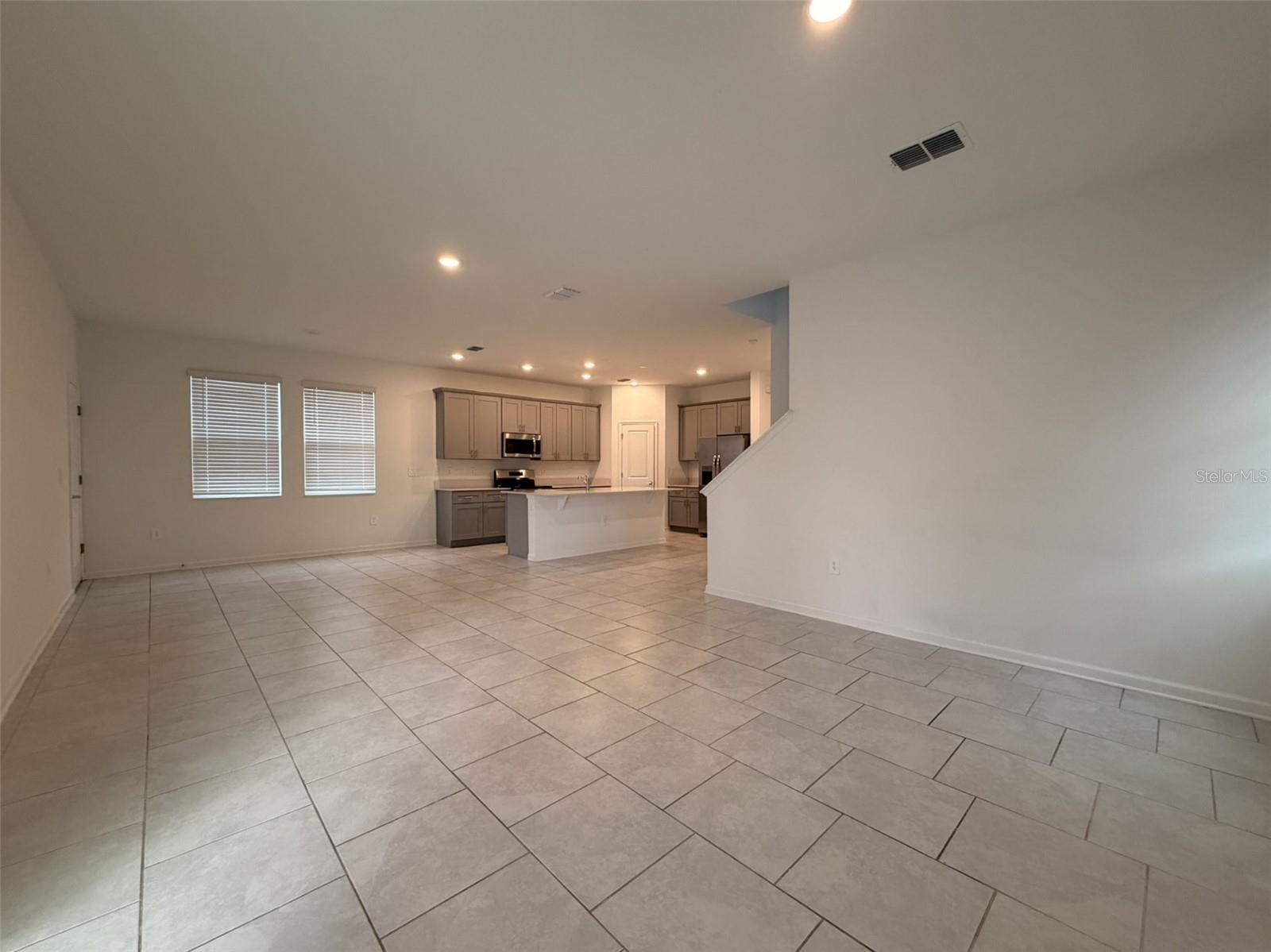 2165 SWEET HONEY LN