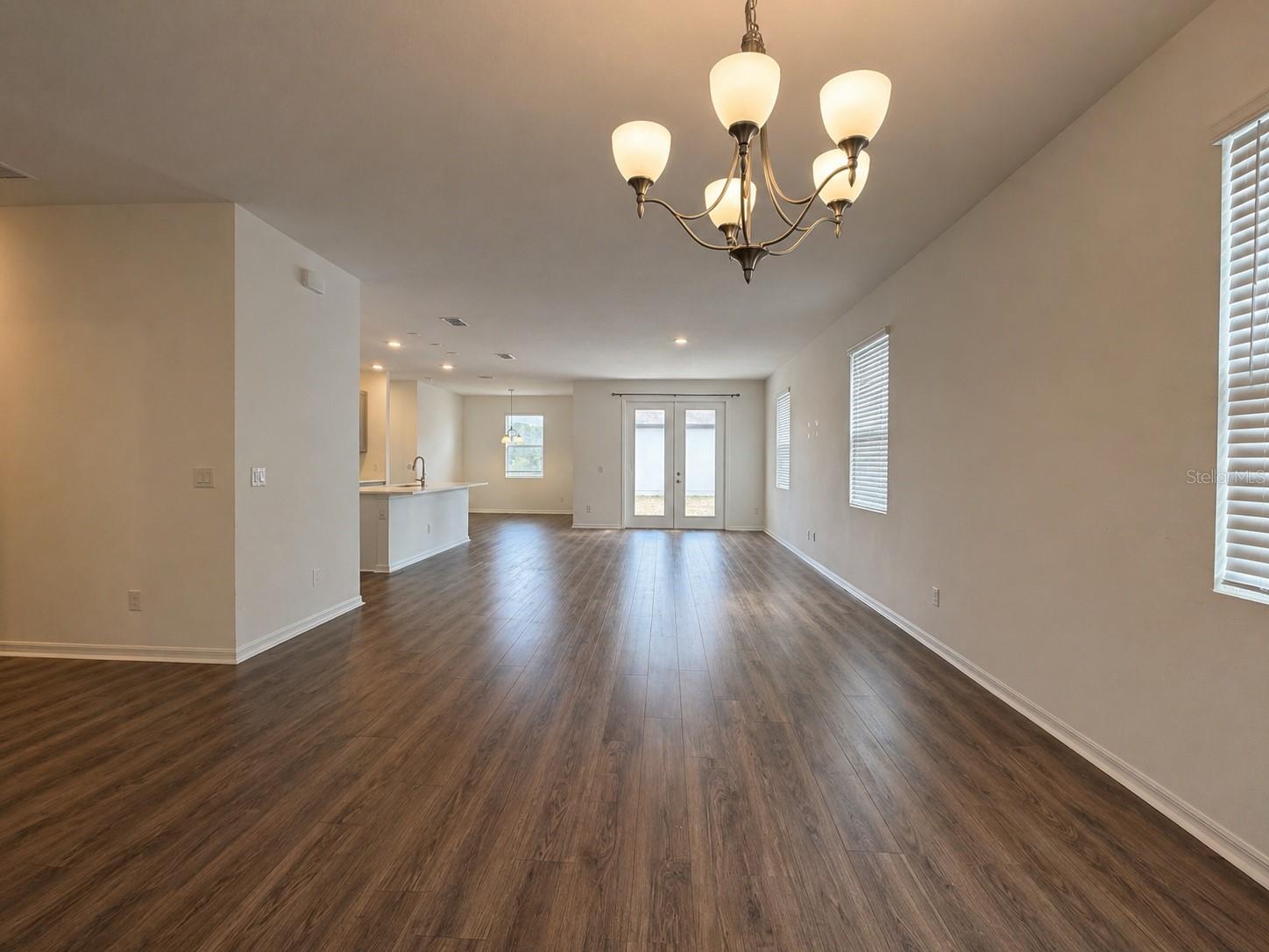 2272 DERWENT DR