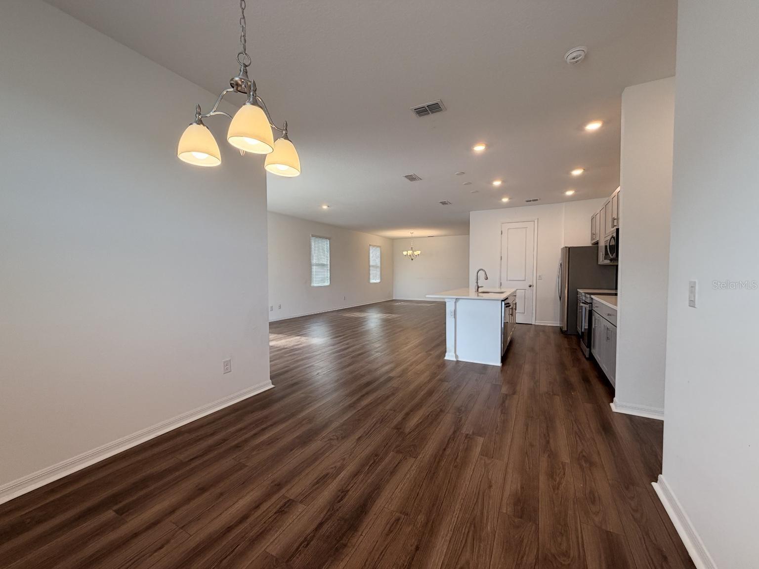 2272 DERWENT DR