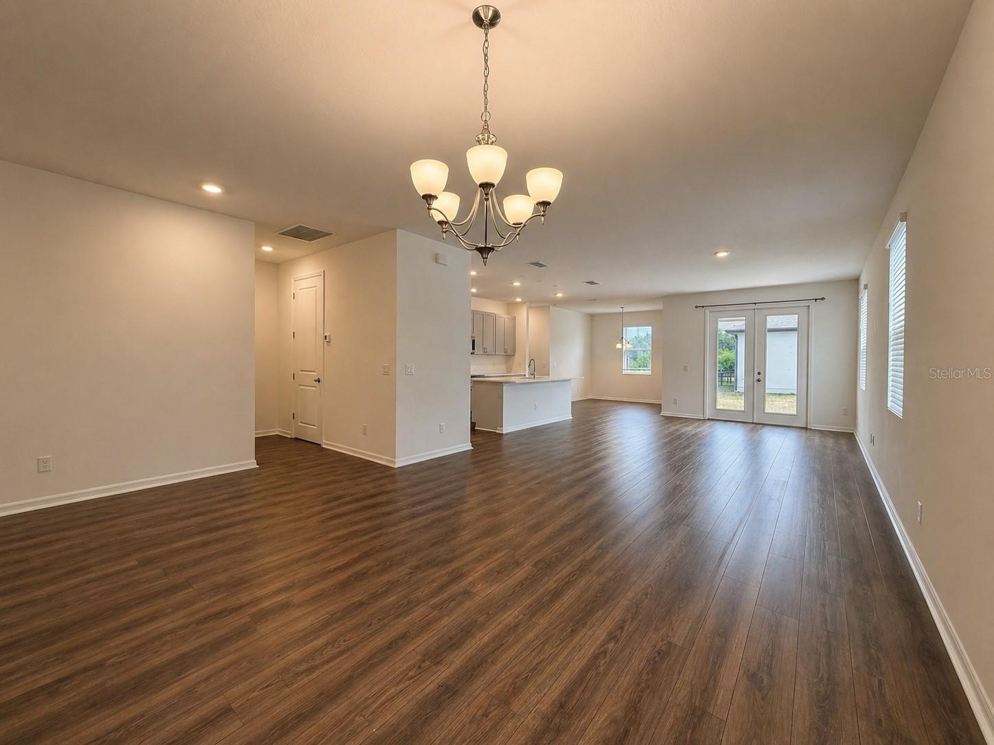 2272 DERWENT DR