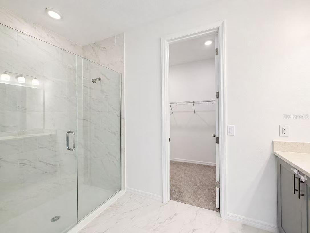 2272 DERWENT DR