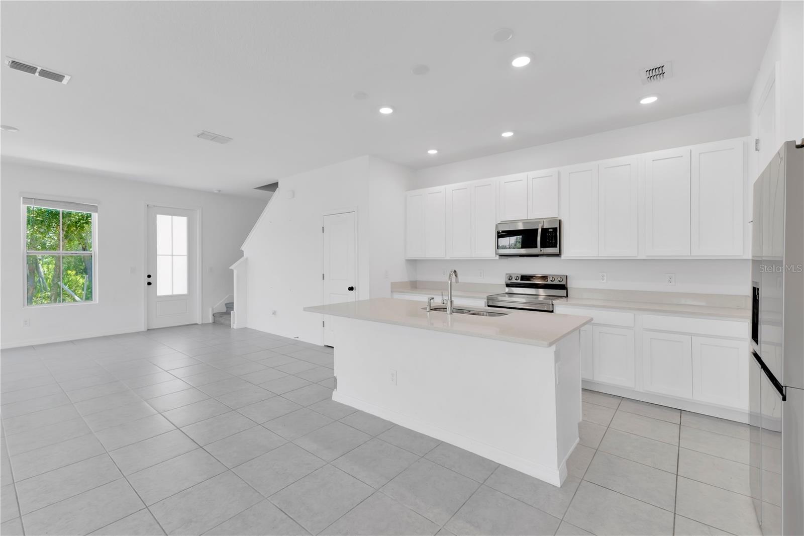 1773 SANIBEL DR