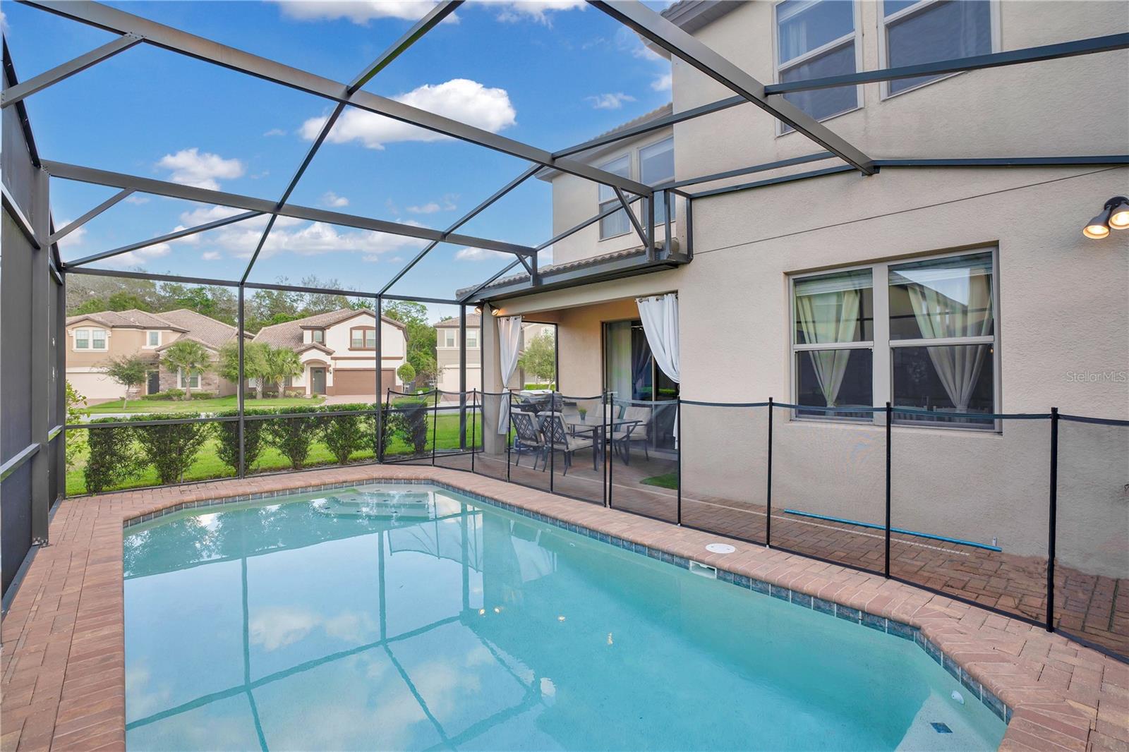 8869 BENGAL CT