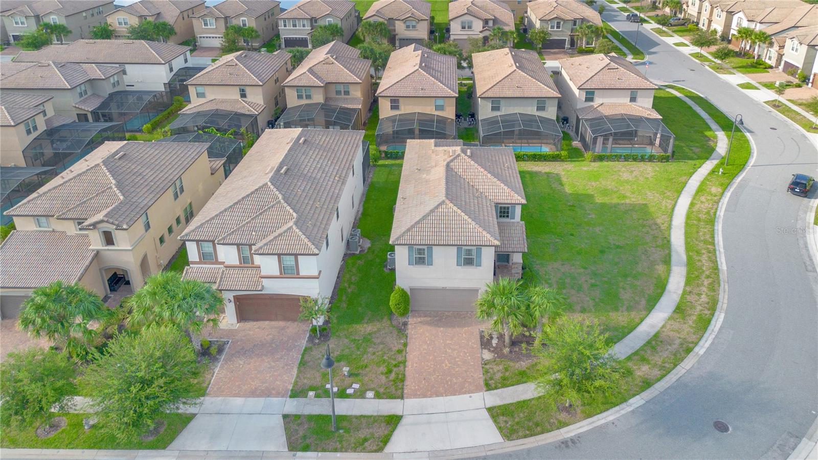 8869 BENGAL CT