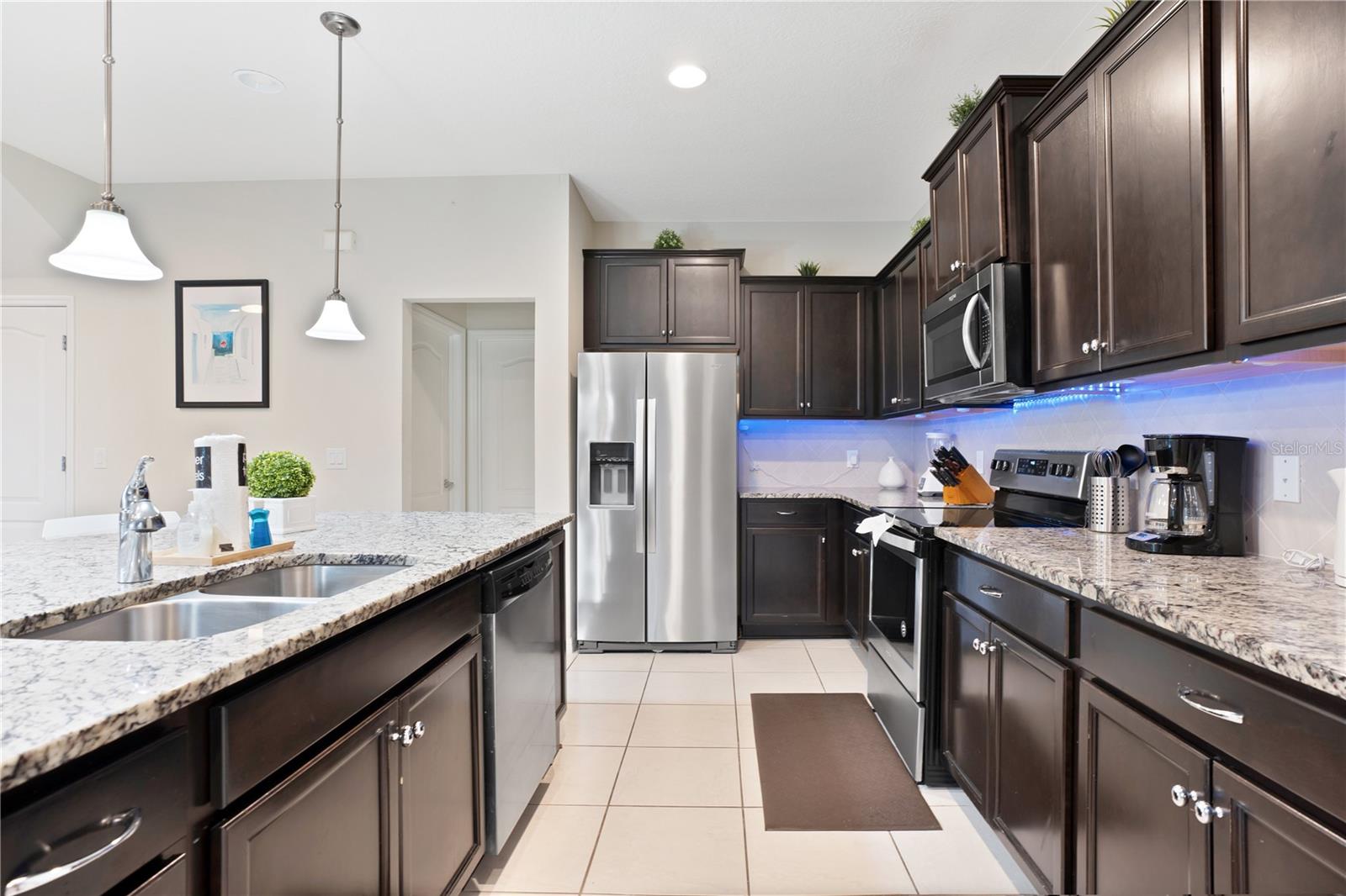8869 BENGAL CT