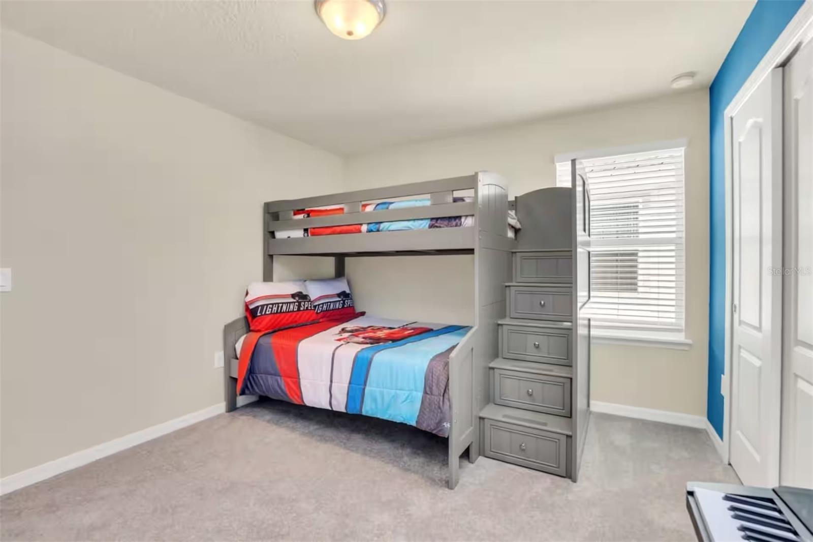7267 OAKMOSS LOOP