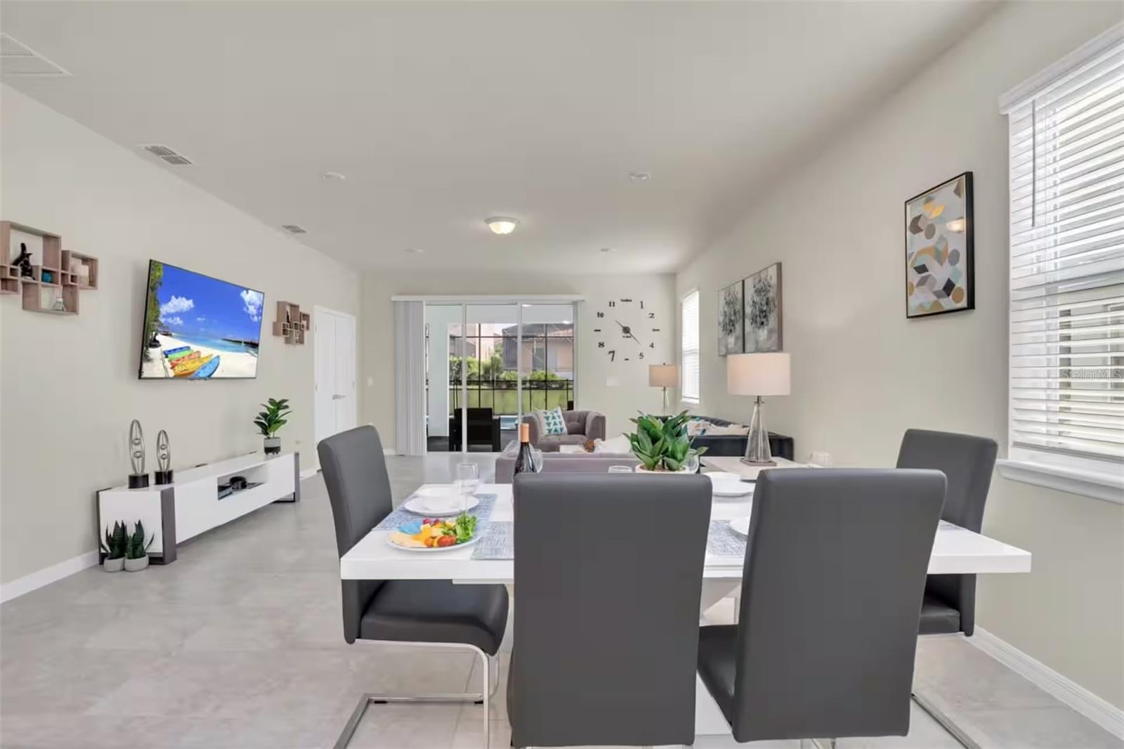 7267 OAKMOSS LOOP