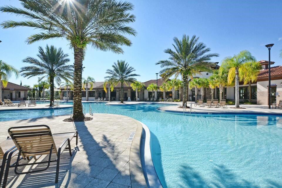 7267 OAKMOSS LOOP