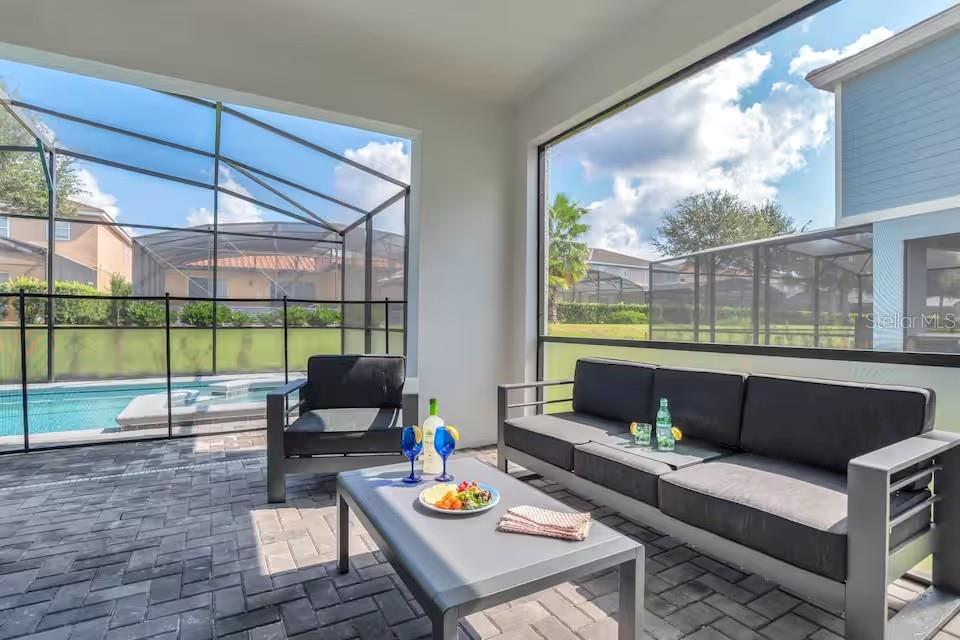 7267 OAKMOSS LOOP