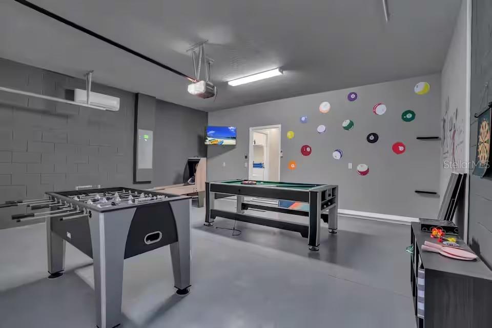 7267 OAKMOSS LOOP