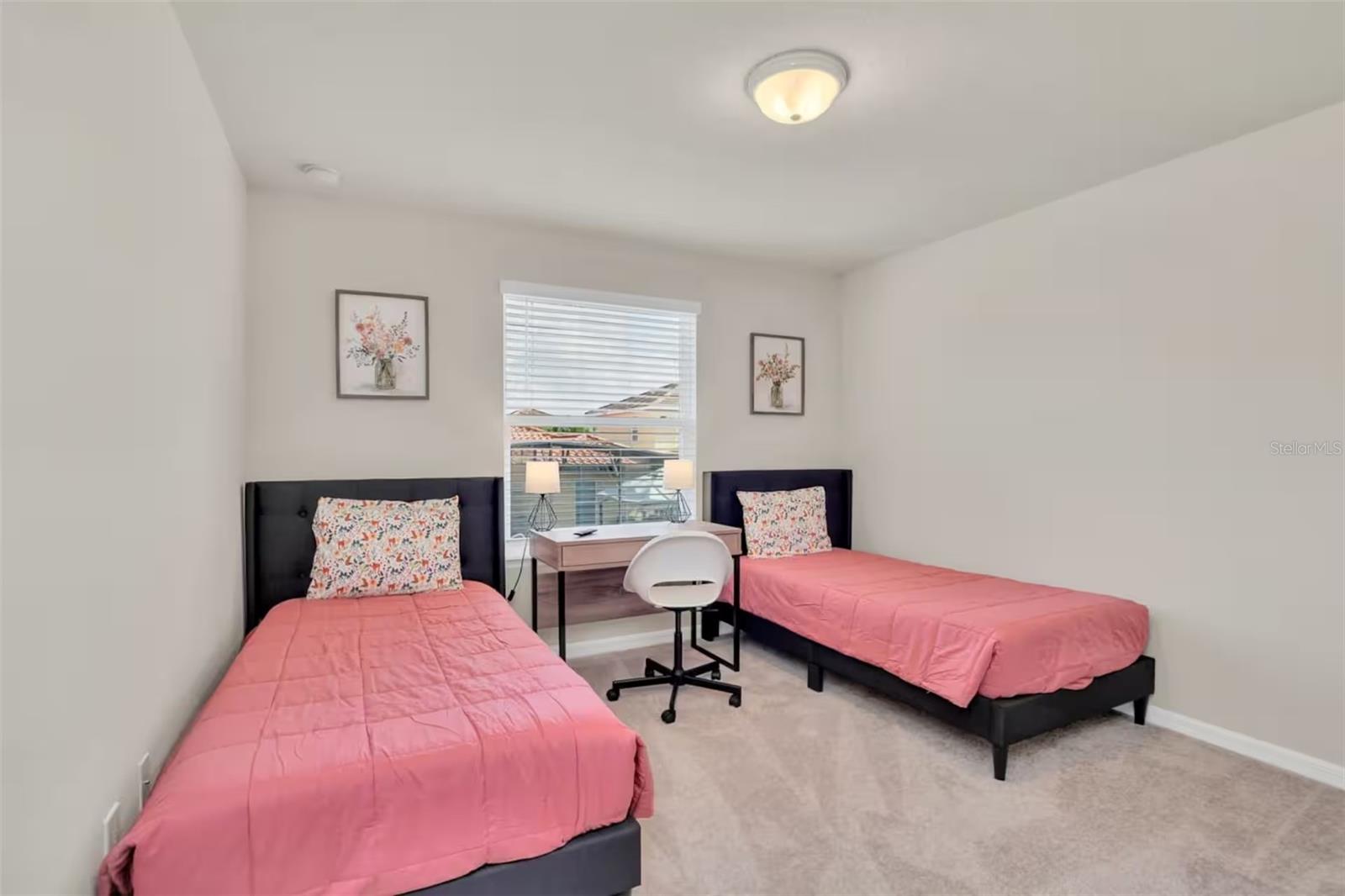 7267 OAKMOSS LOOP