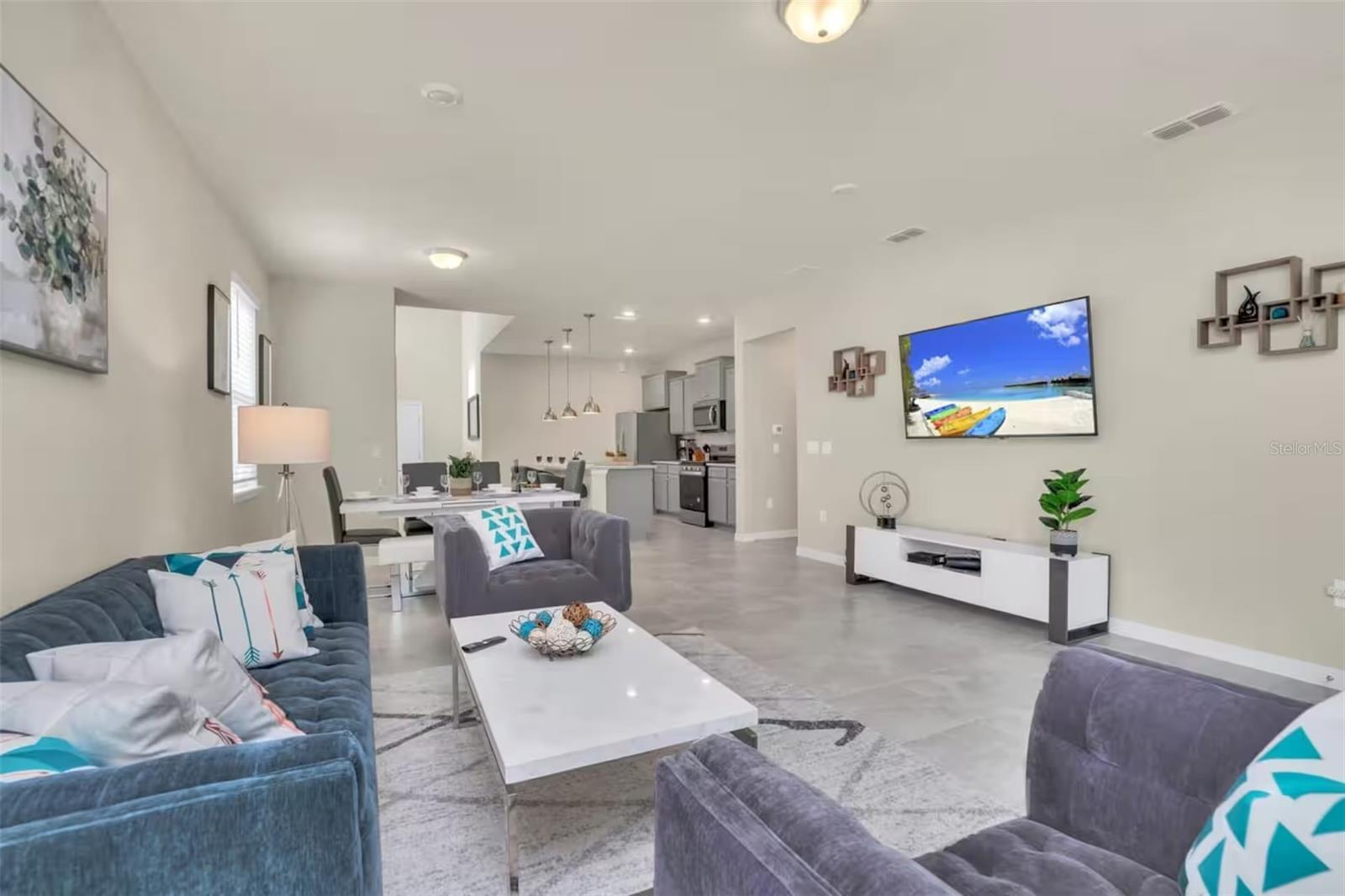 7267 OAKMOSS LOOP