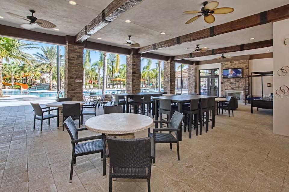 7267 OAKMOSS LOOP