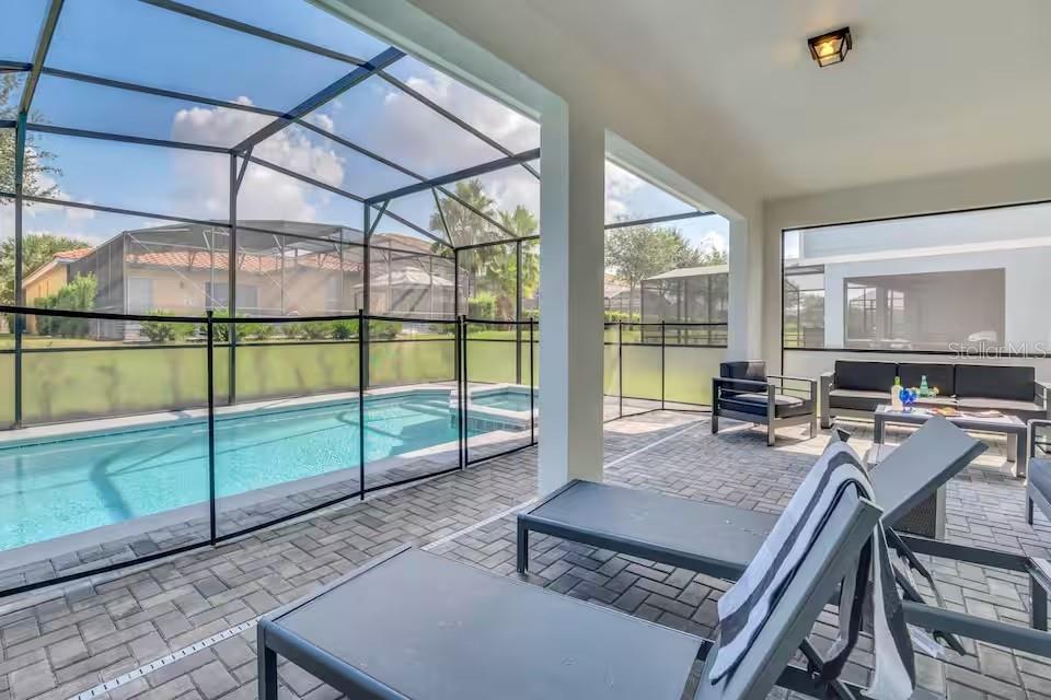 7267 OAKMOSS LOOP