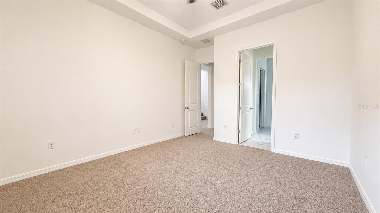 17077 HARBOR OAK PKWY
