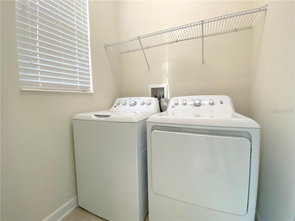 11061 VIGNETTE ALY
