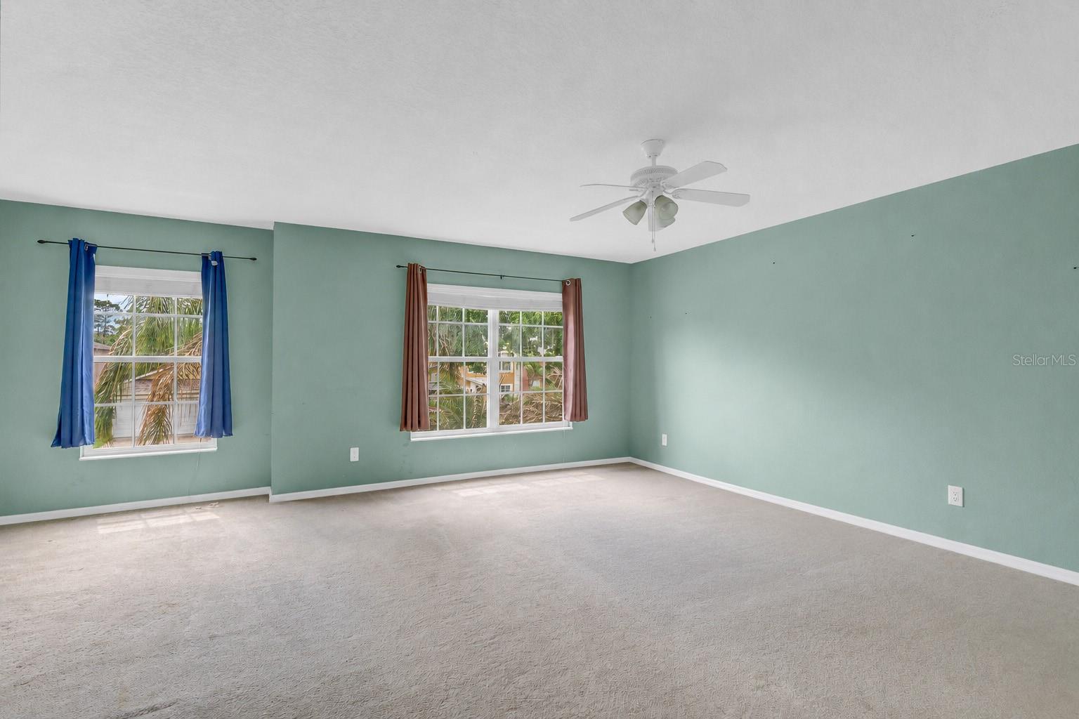1355 BELLA COOLA DR