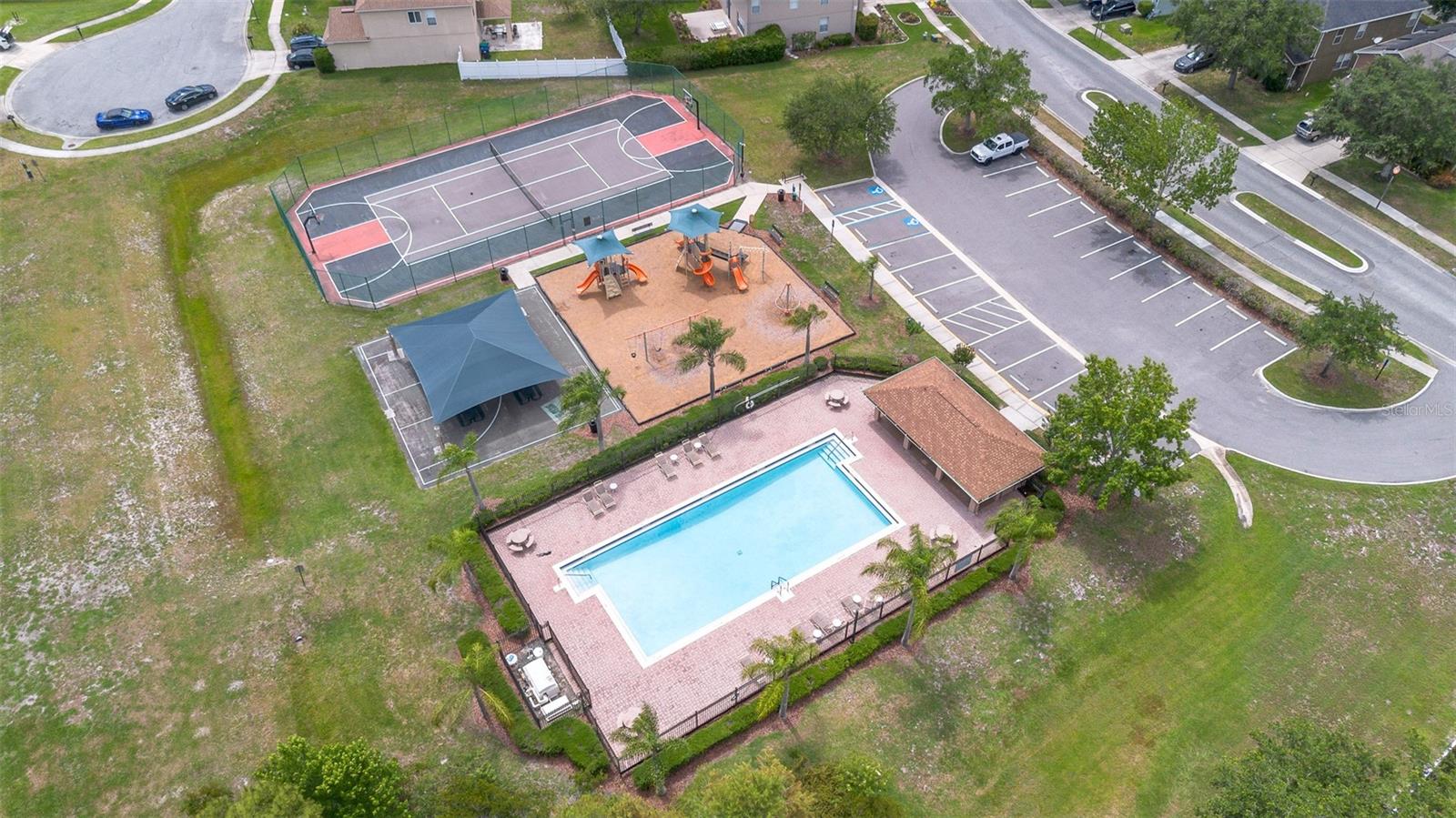 1355 BELLA COOLA DR