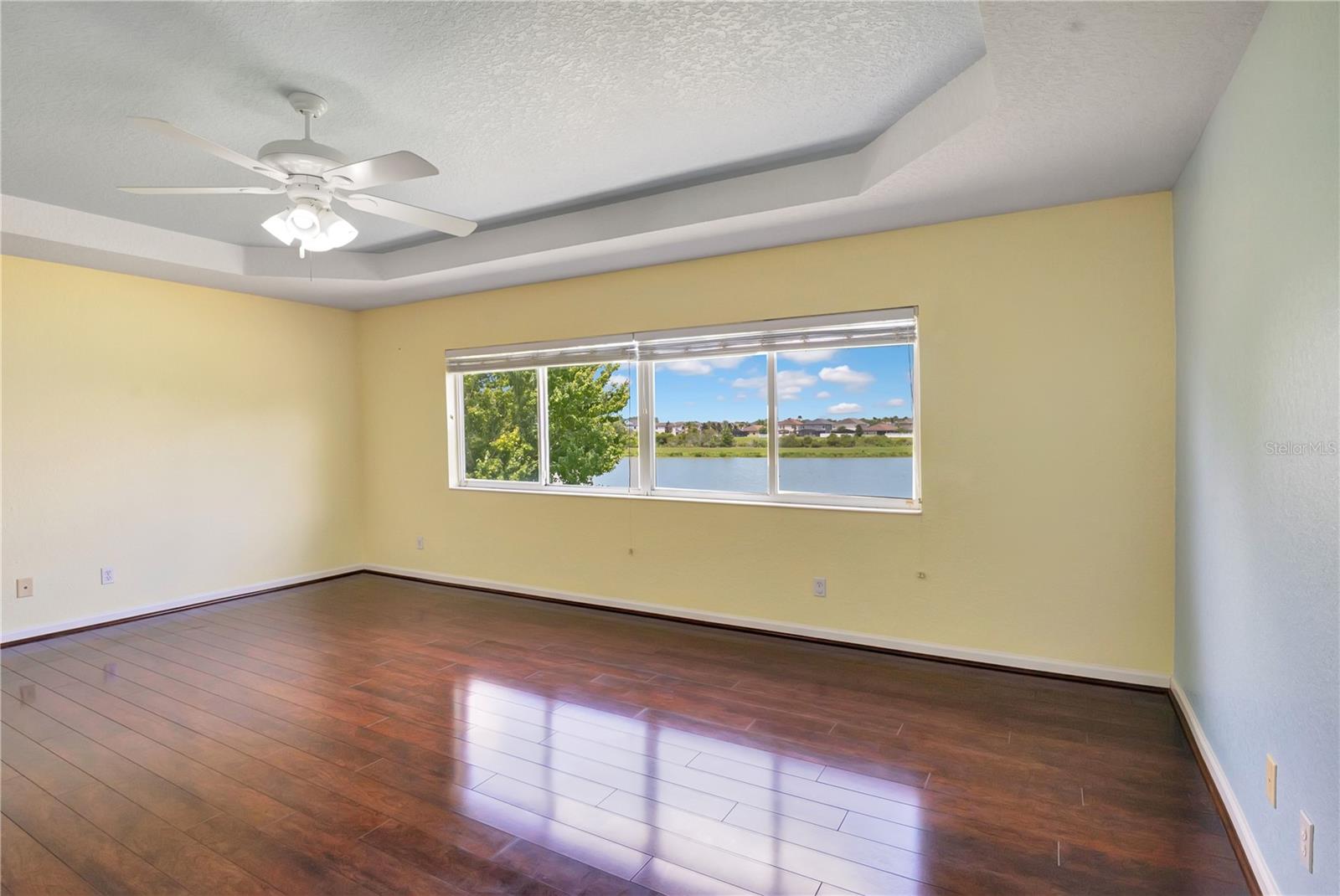 7325 DEREXA DR