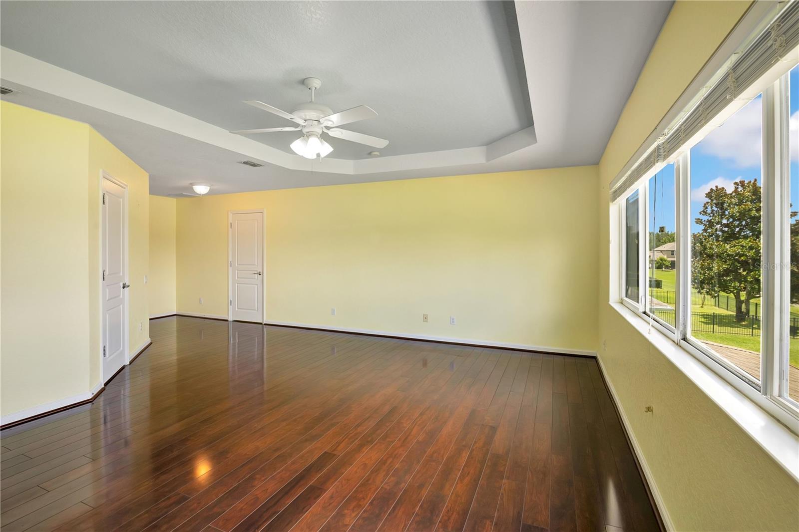 7325 DEREXA DR