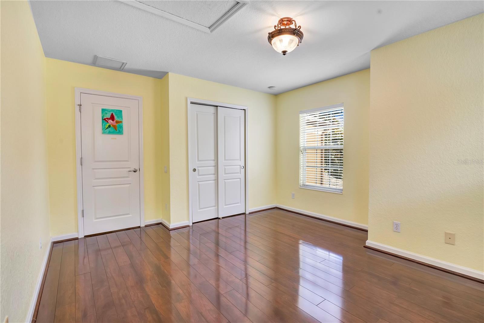 7325 DEREXA DR