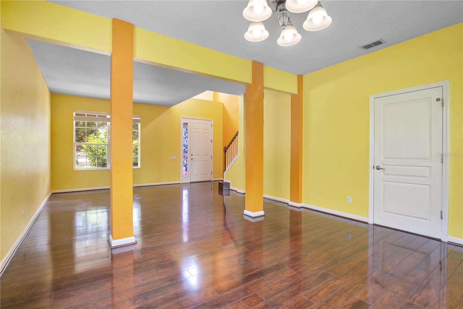 7325 DEREXA DR