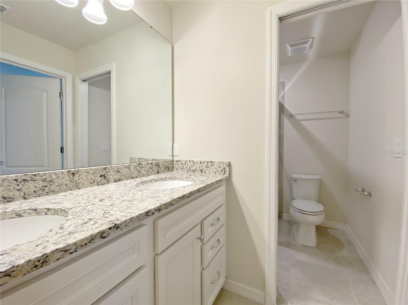 7360 OAKMOSS LOOP