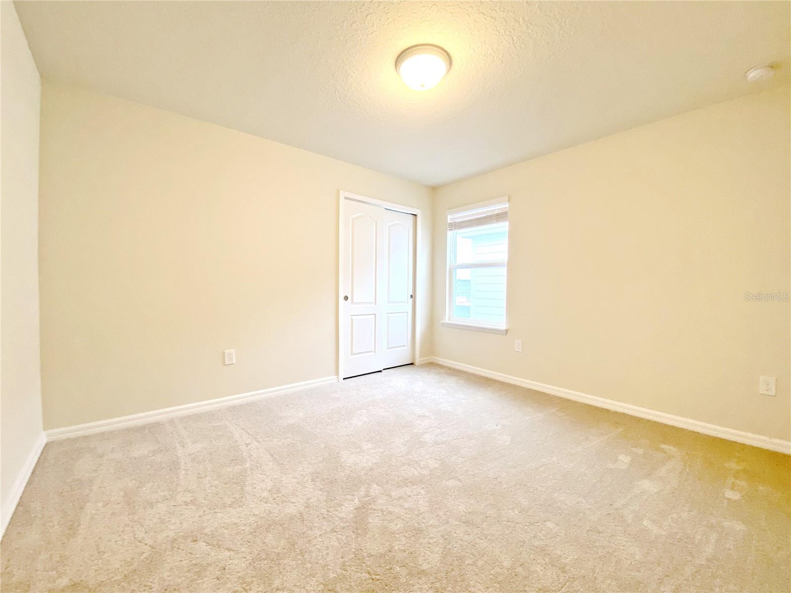 7360 OAKMOSS LOOP