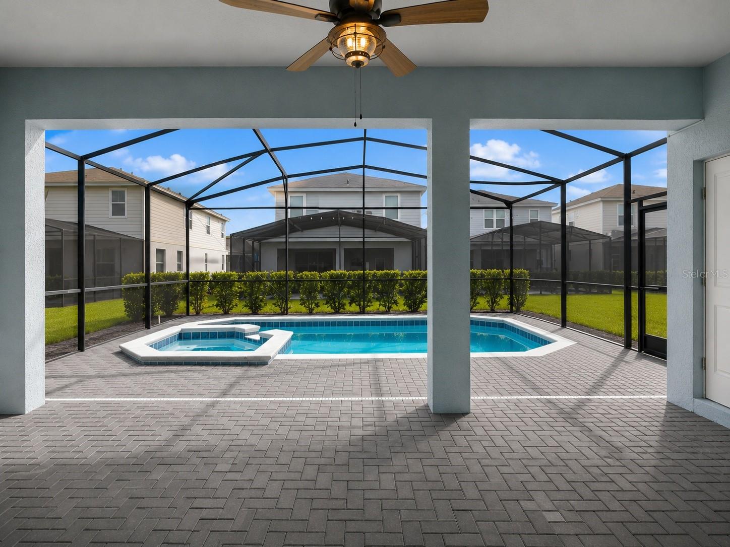 7360 OAKMOSS LOOP