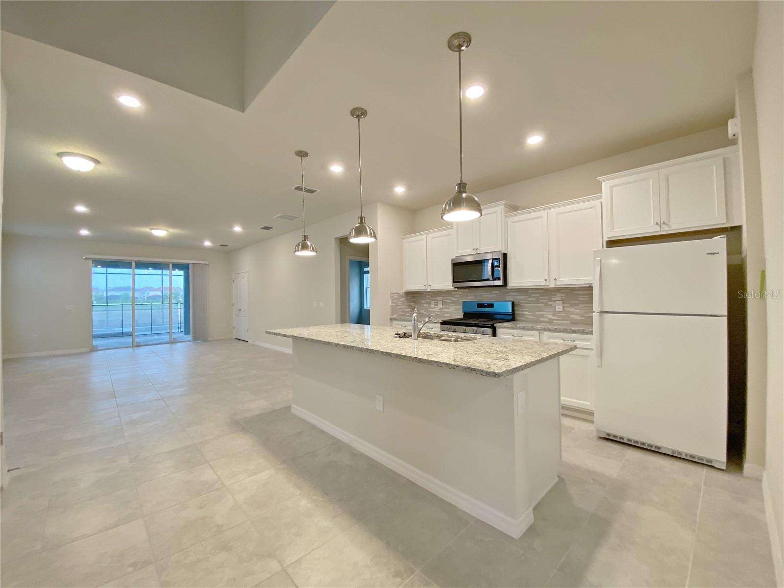 7360 OAKMOSS LOOP