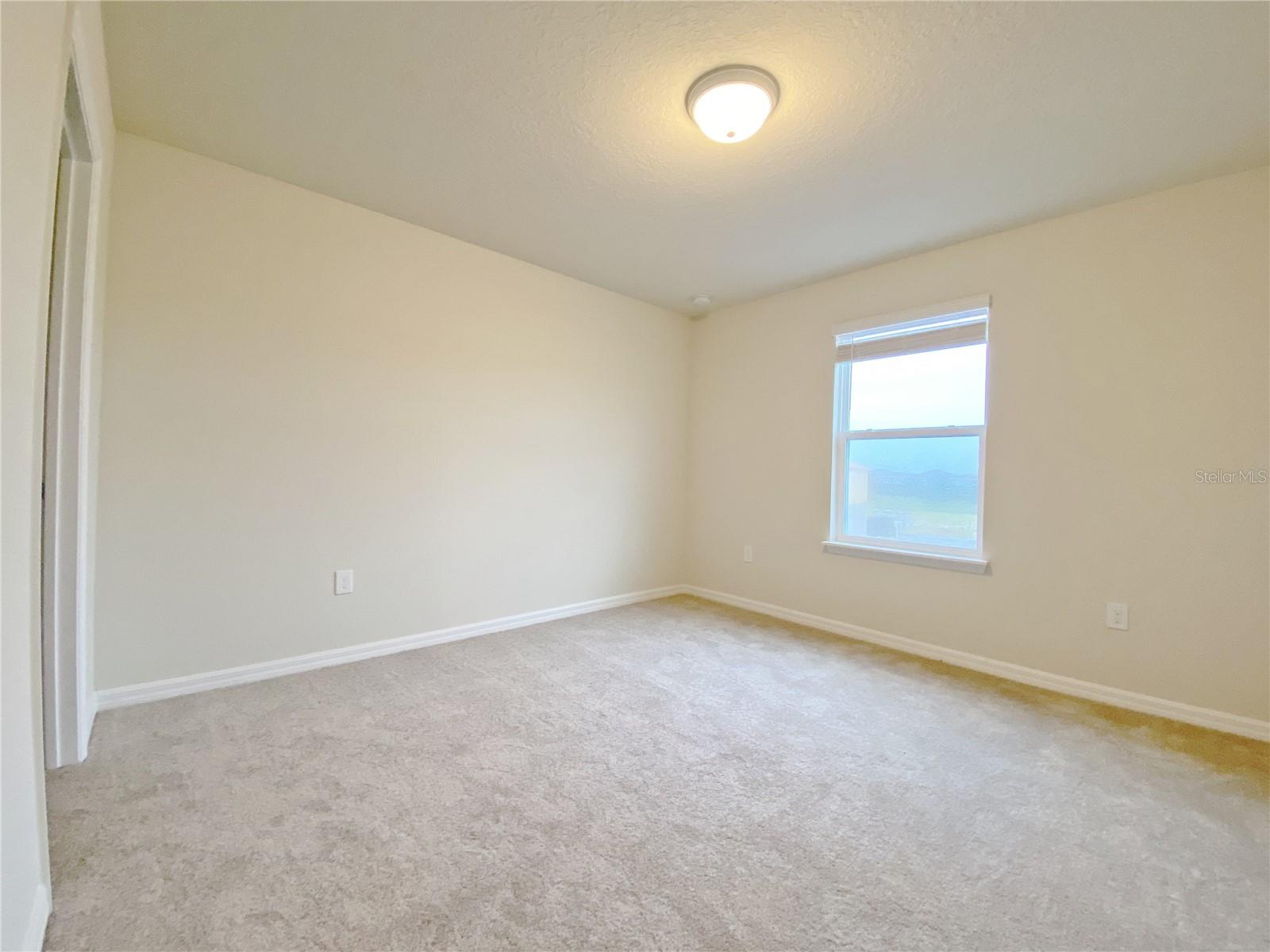 7360 OAKMOSS LOOP