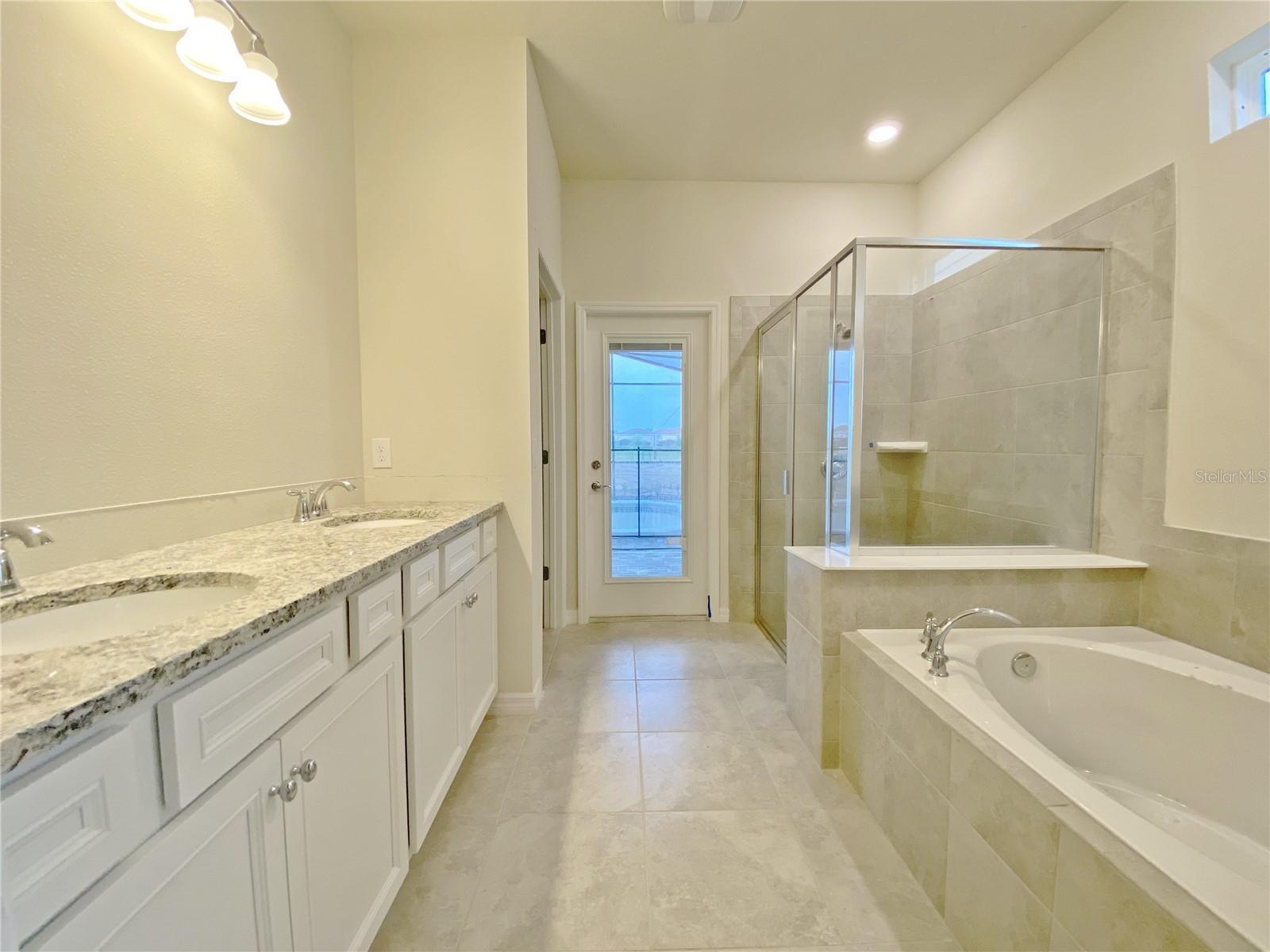 7360 OAKMOSS LOOP