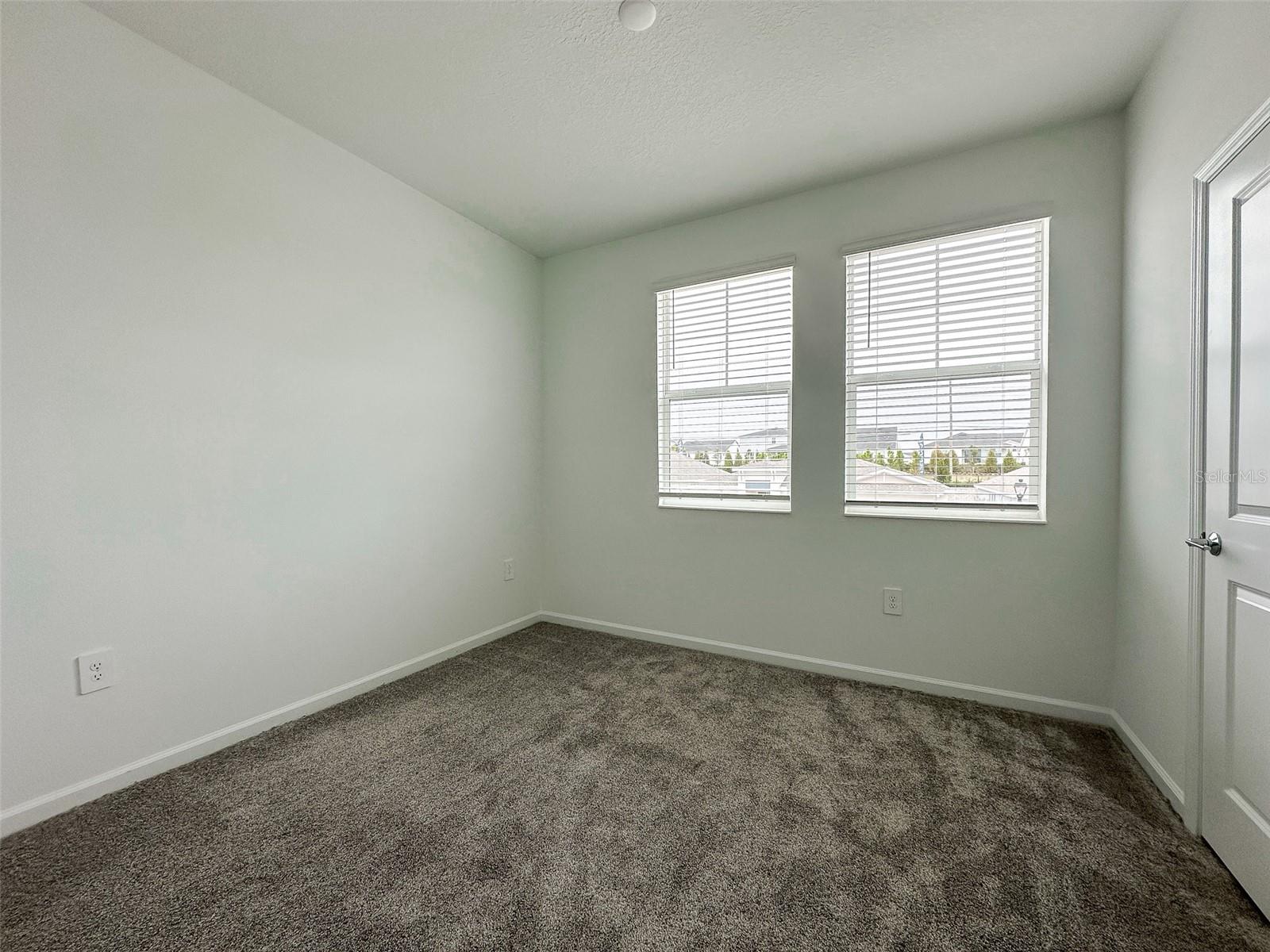 1898 RIDER RAIN LN
