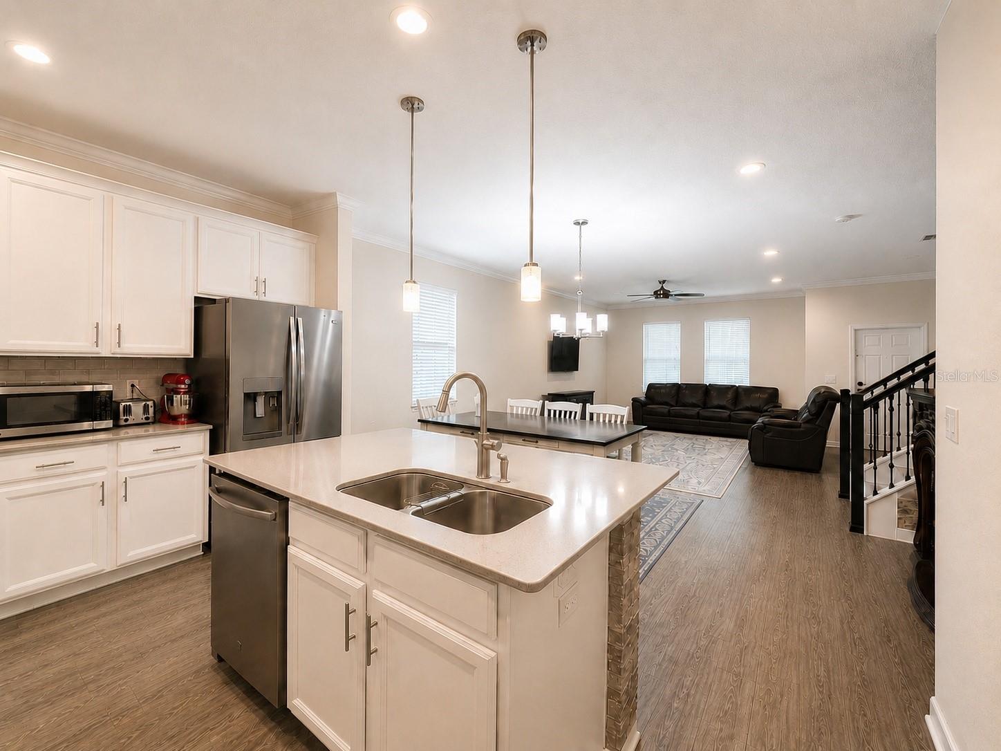 10253 LOVE STORY ST