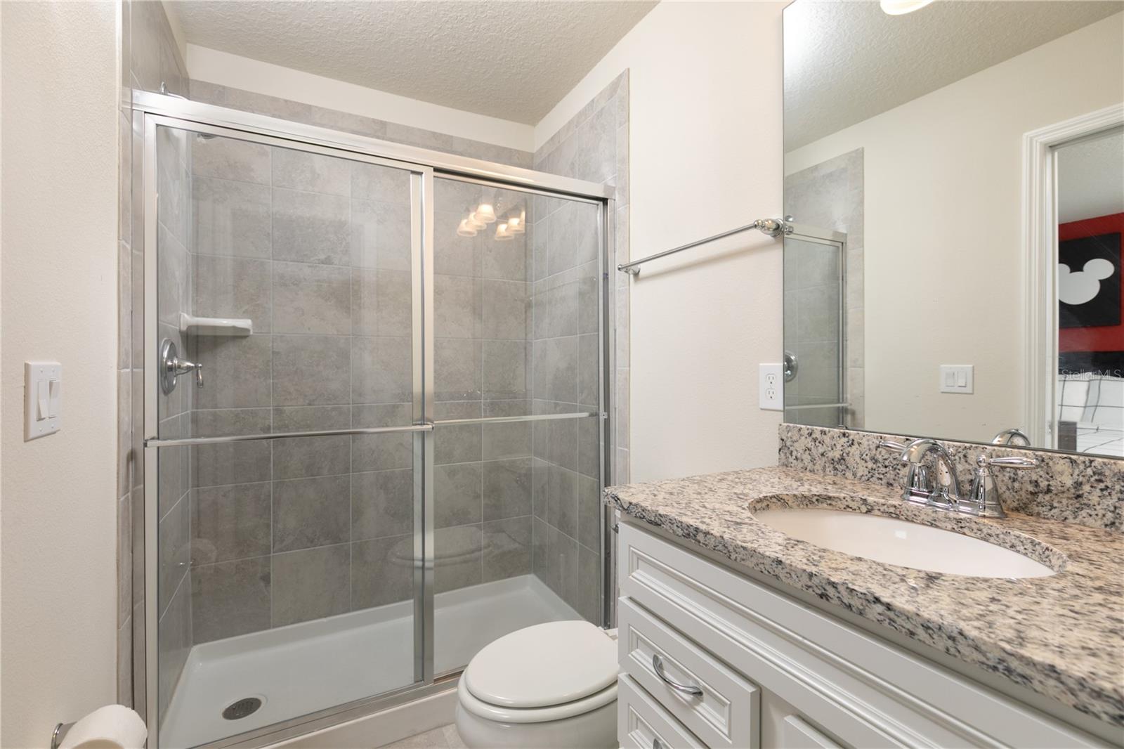 7376 OAKMOSS LOOP