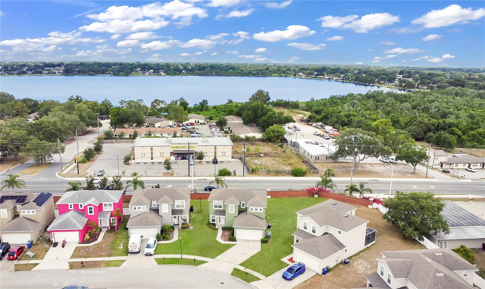 1370 SALISBURY DR