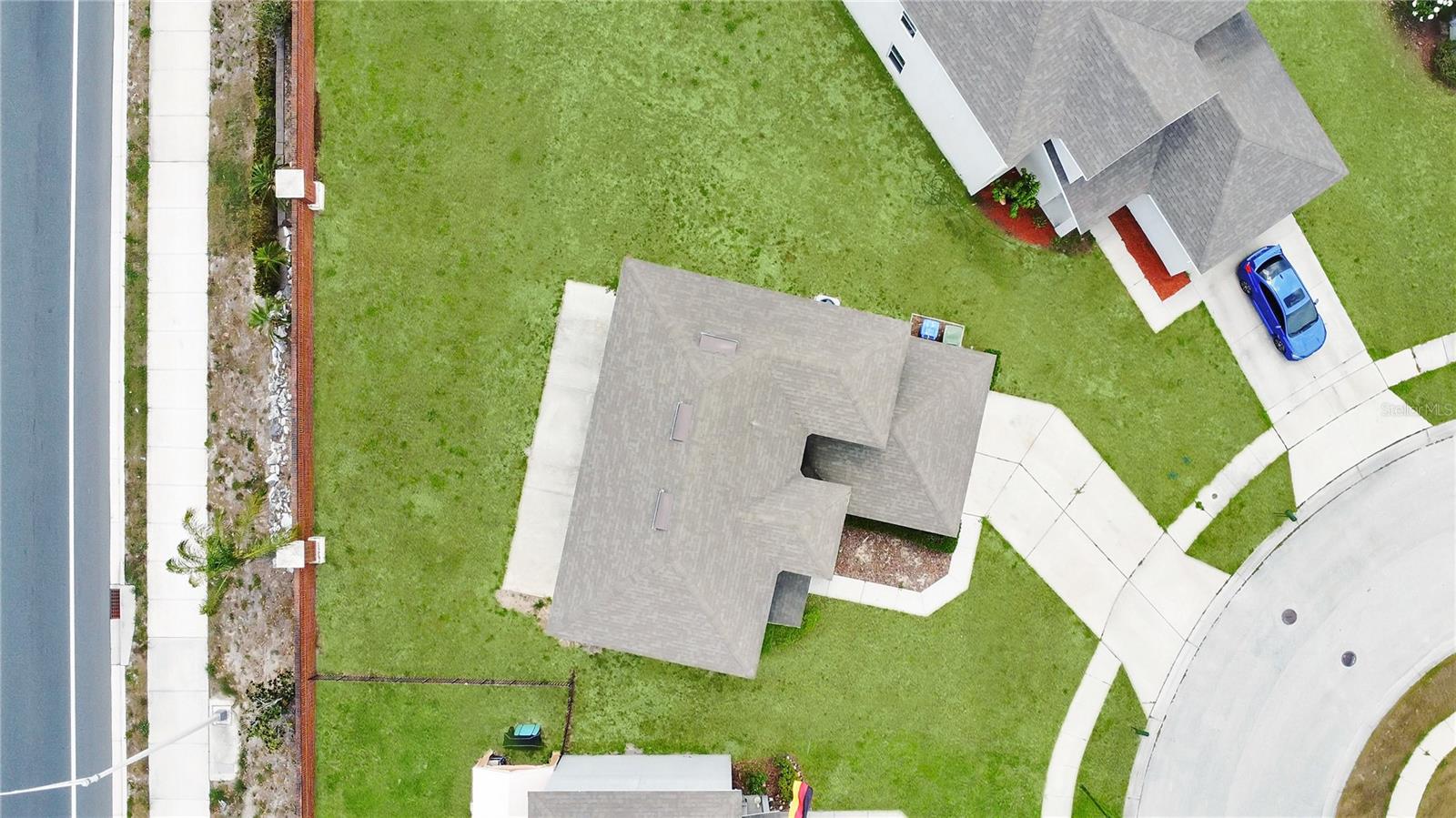 1370 SALISBURY DR
